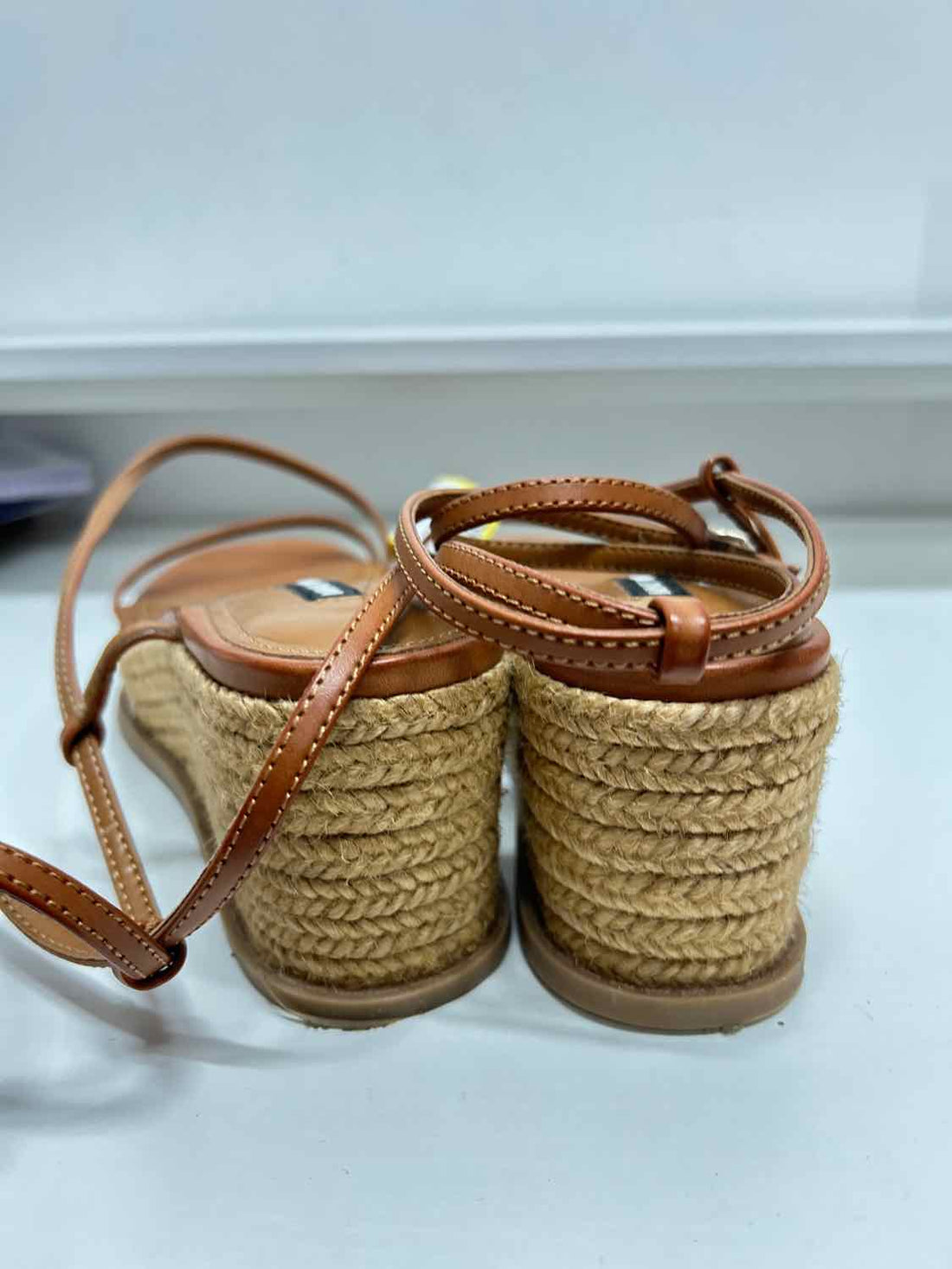 Nine West Women Size 7 Cognac Espadrilles