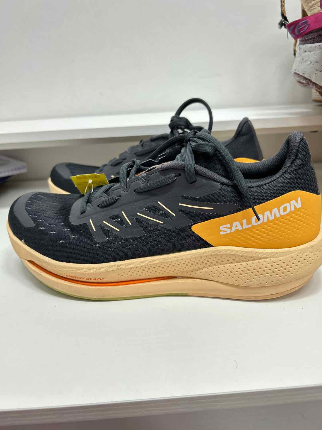 Salomon Women Size 8.5 Black & Peach Sneakers