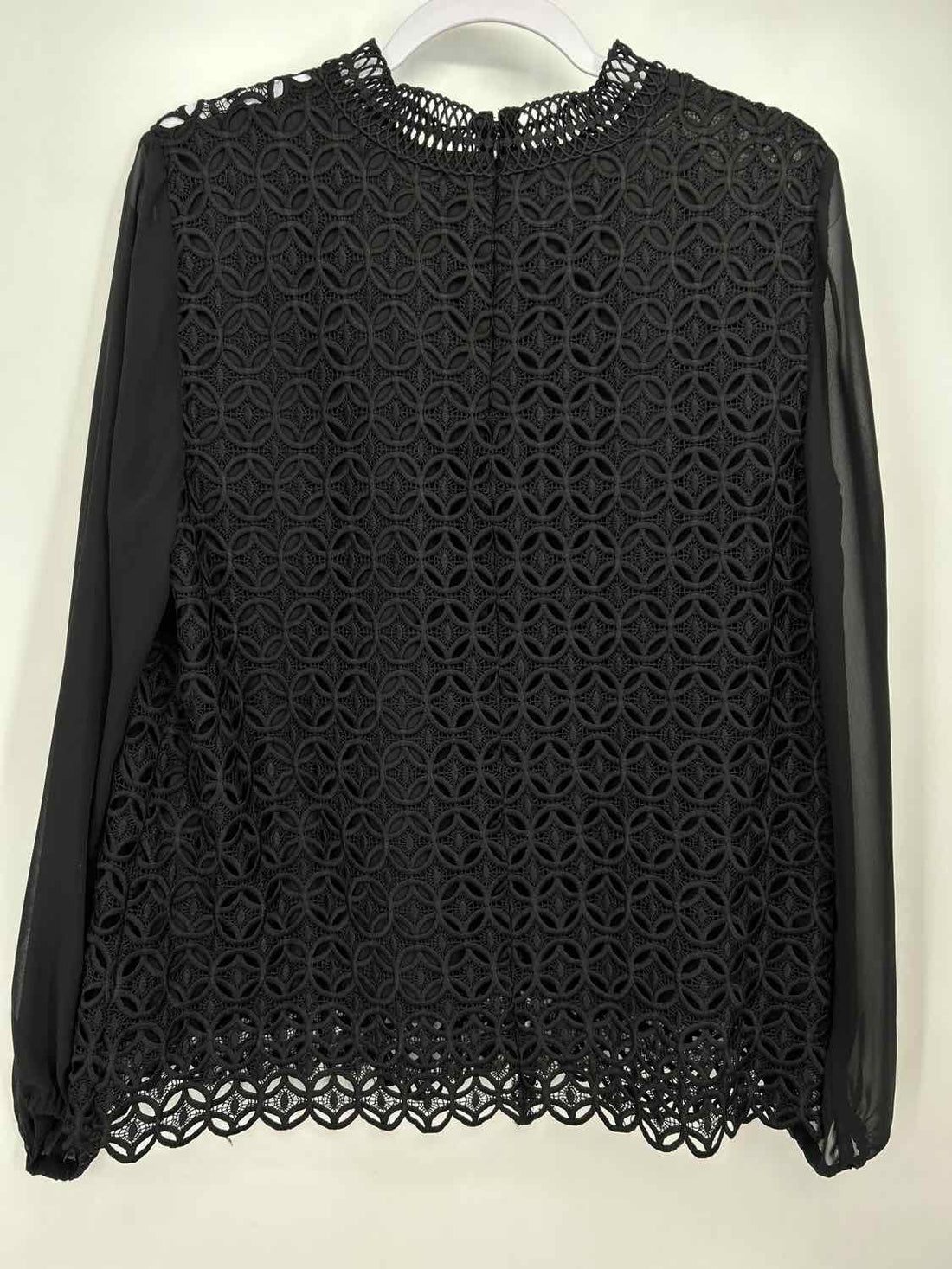 Vince Camuto Size M Black Crochet Long Sleeve