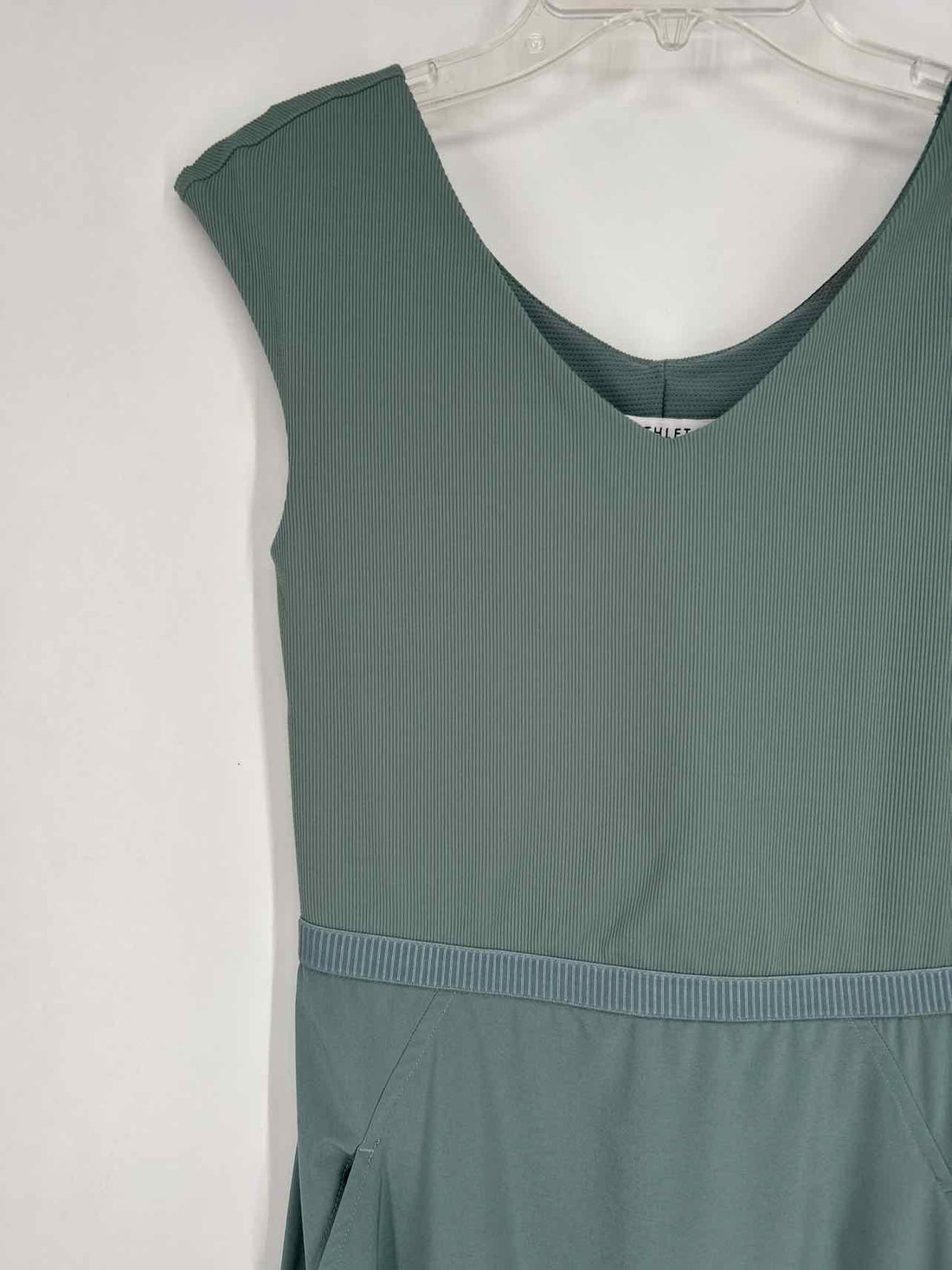 Athleta Size XS Dusty Light Blue Short Sleeve Dress