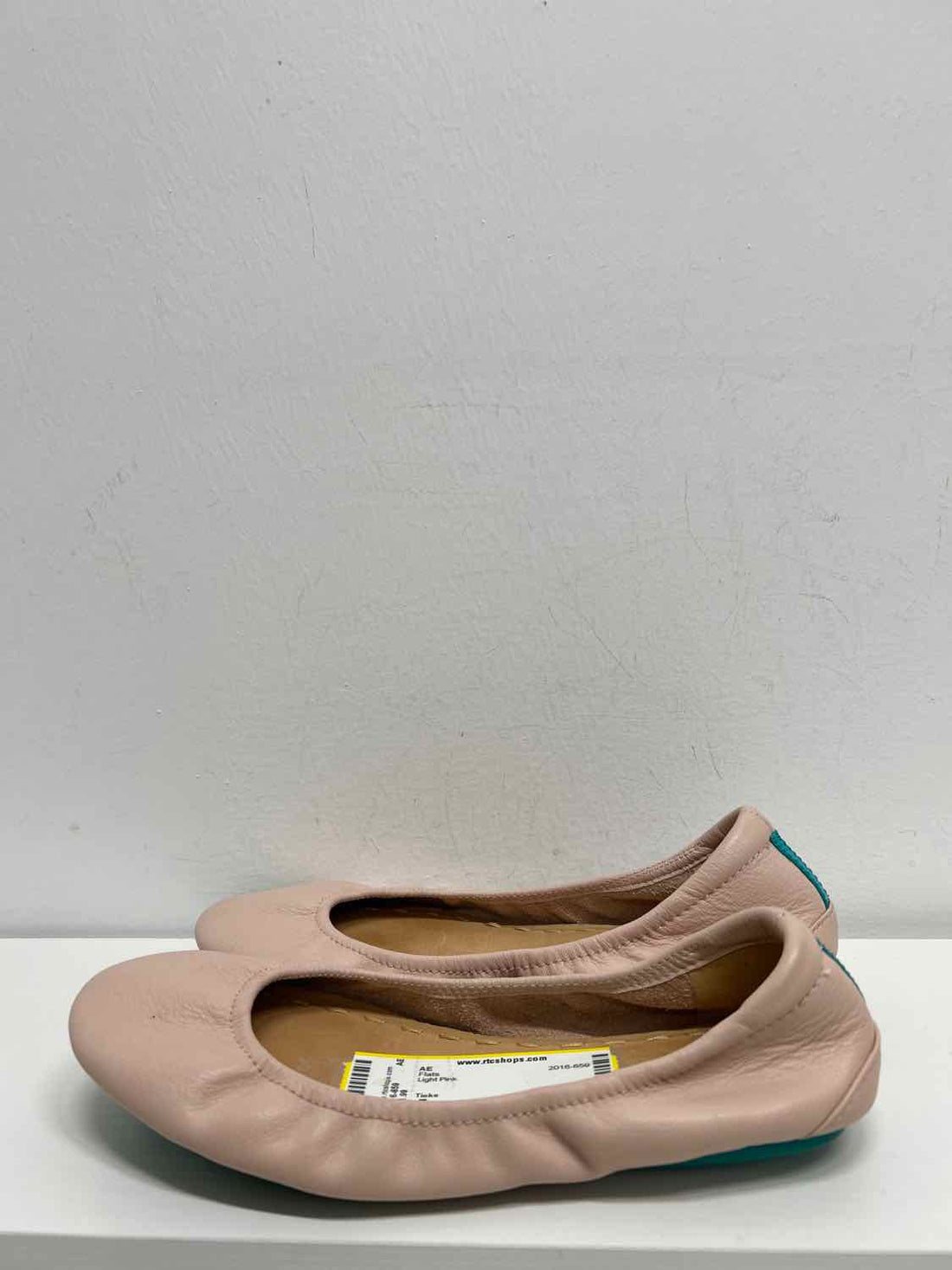 Tieks Women Size 7 Light Pink Flats