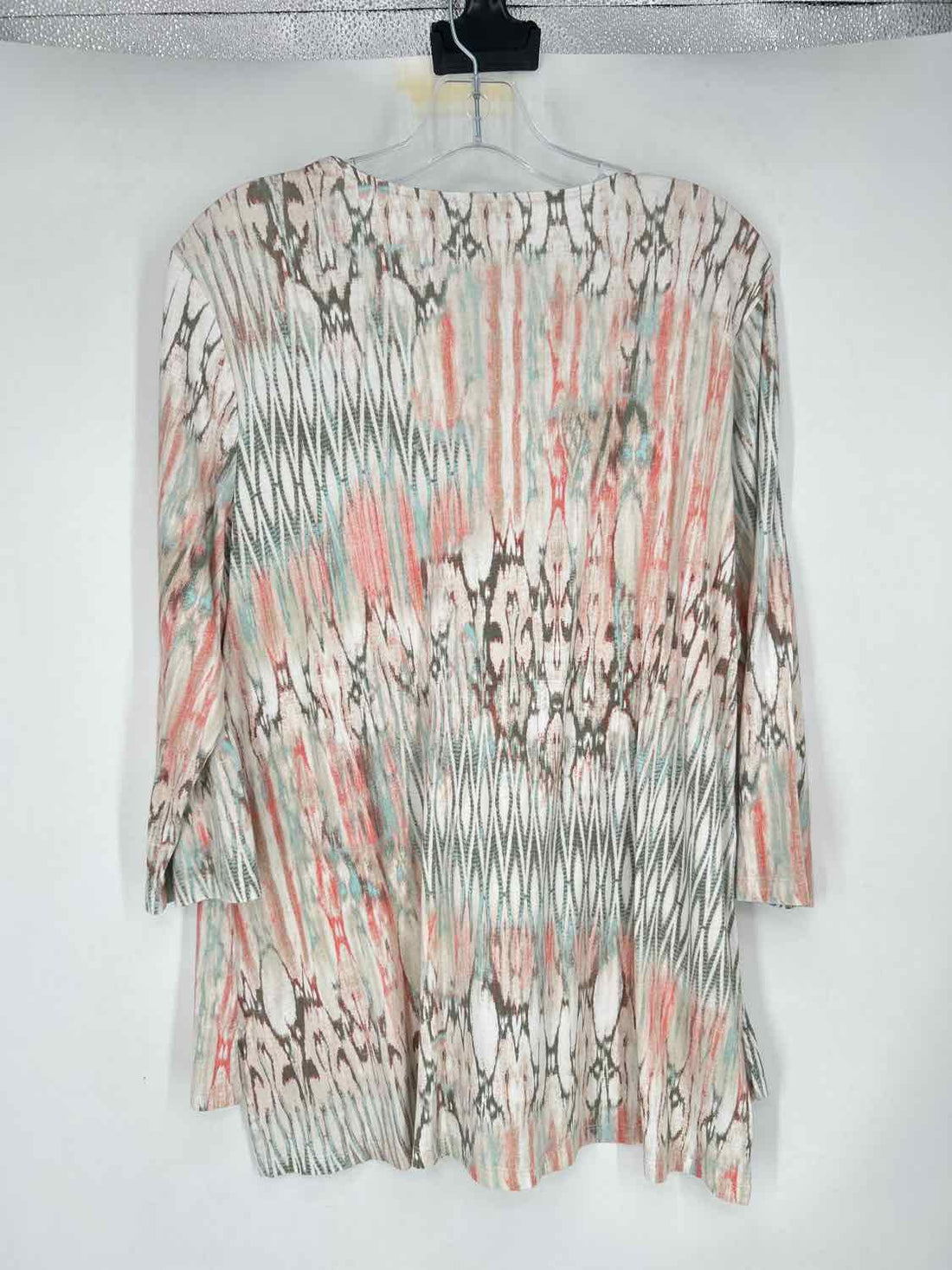 Chicos Size 3(XL) White Pink & Light Blue Print Long Sleeve