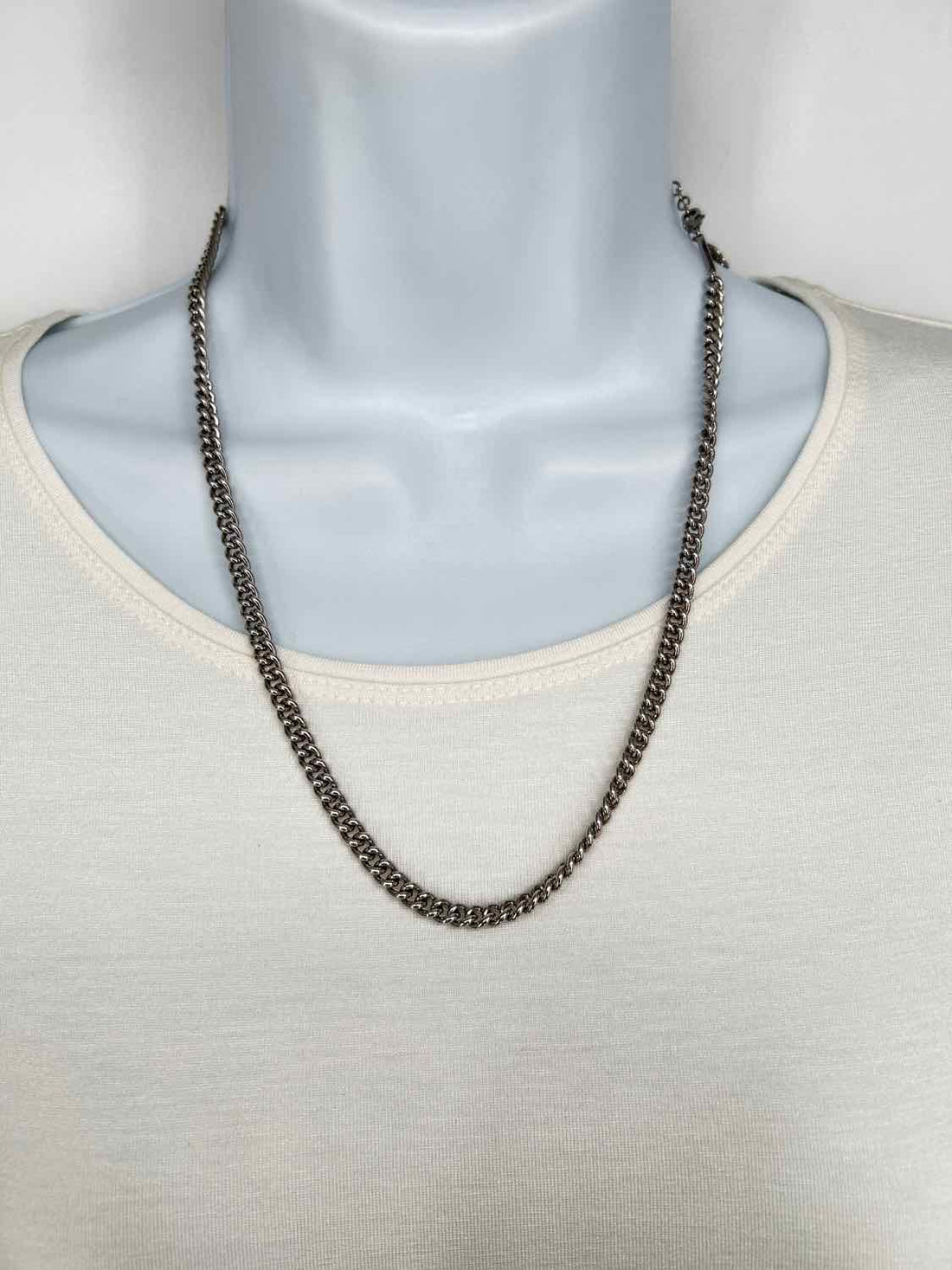 Kendra Scott Silvertone Necklace