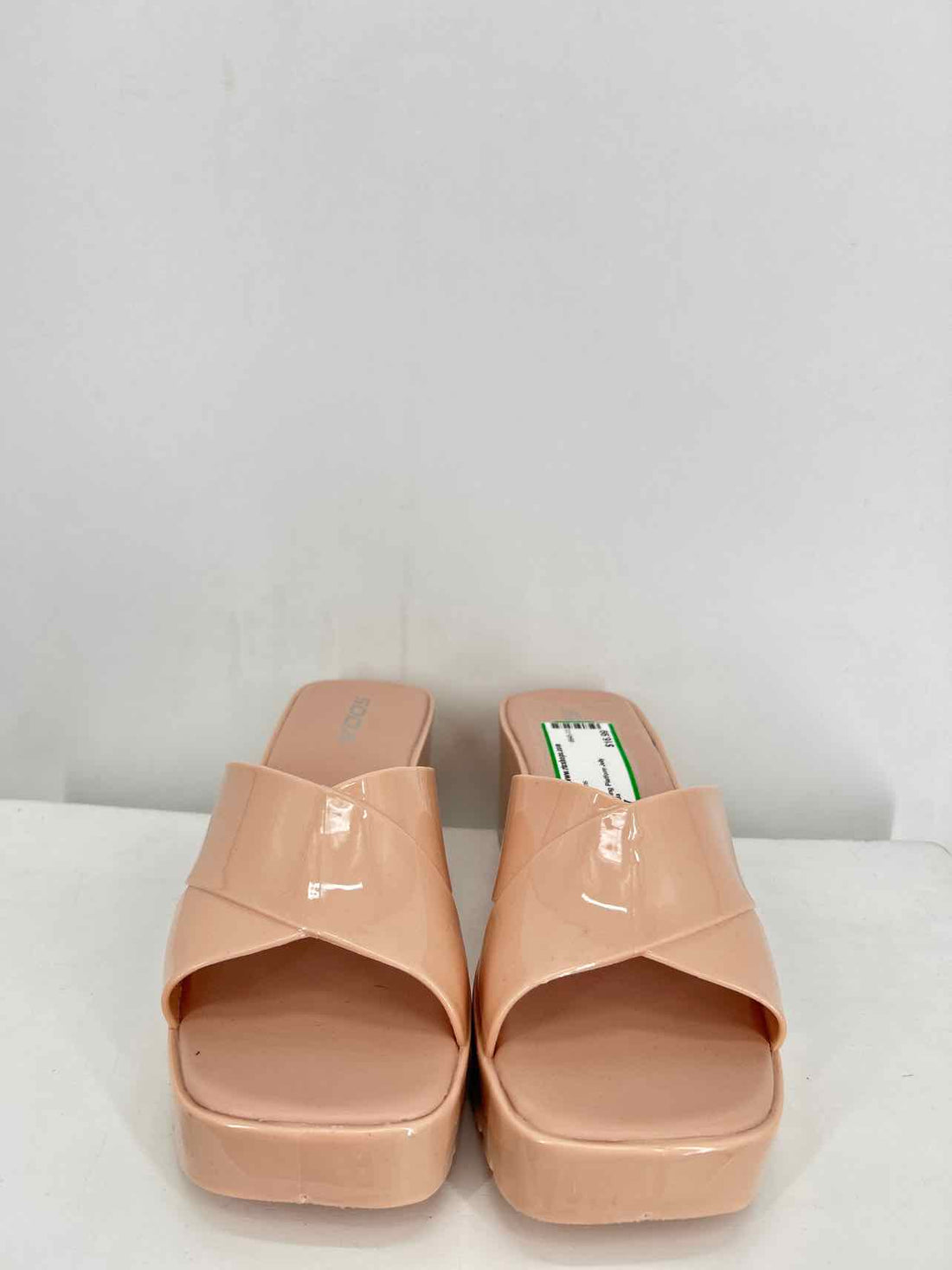 Soda Women Size 7 Peach Platforms