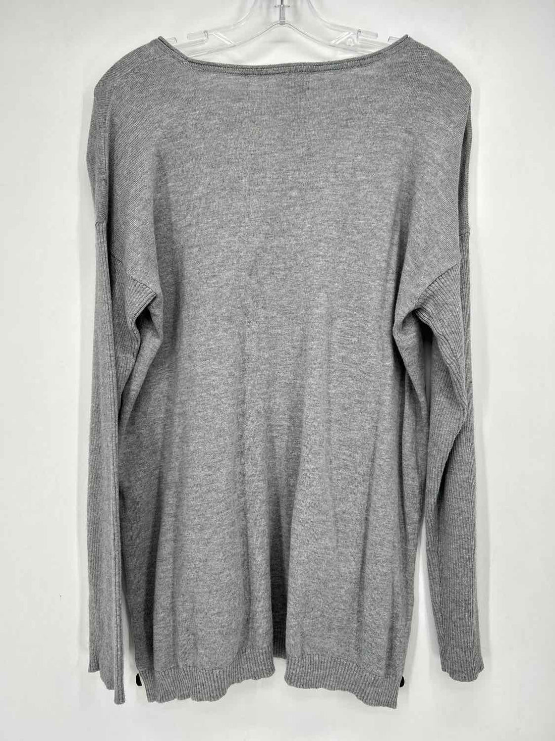 Chicos Size 2(L) Light Gray Sweater