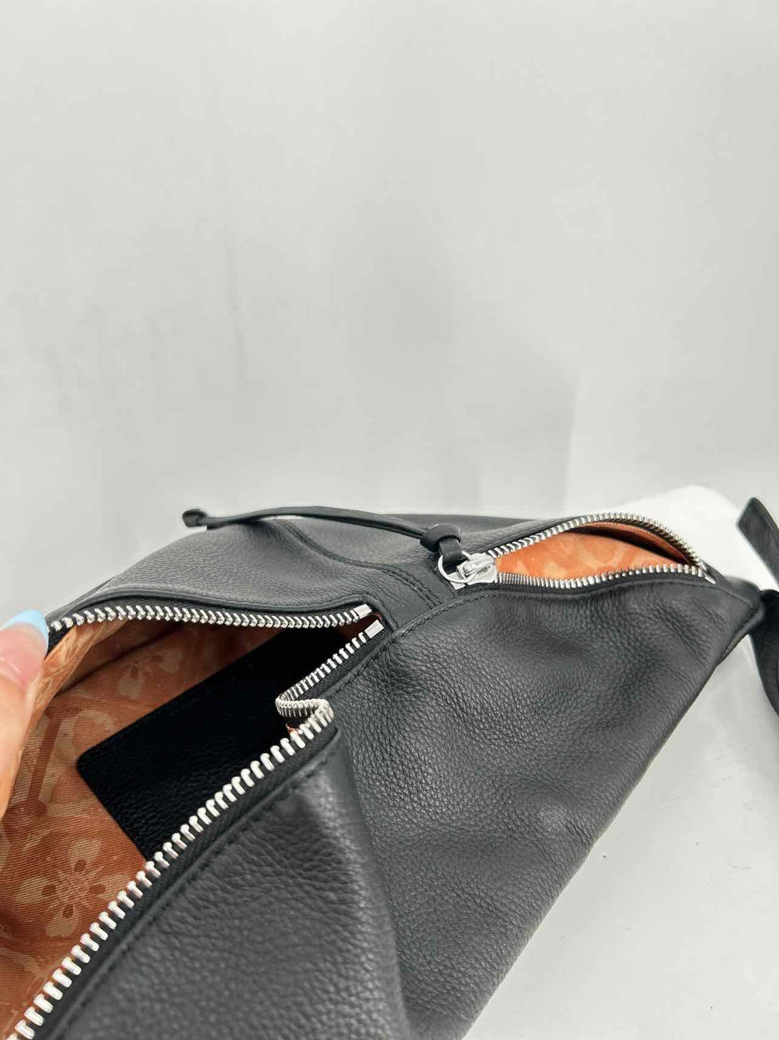 Lucky Brand Black Pebbled Leather Excellent Condition Crossbody