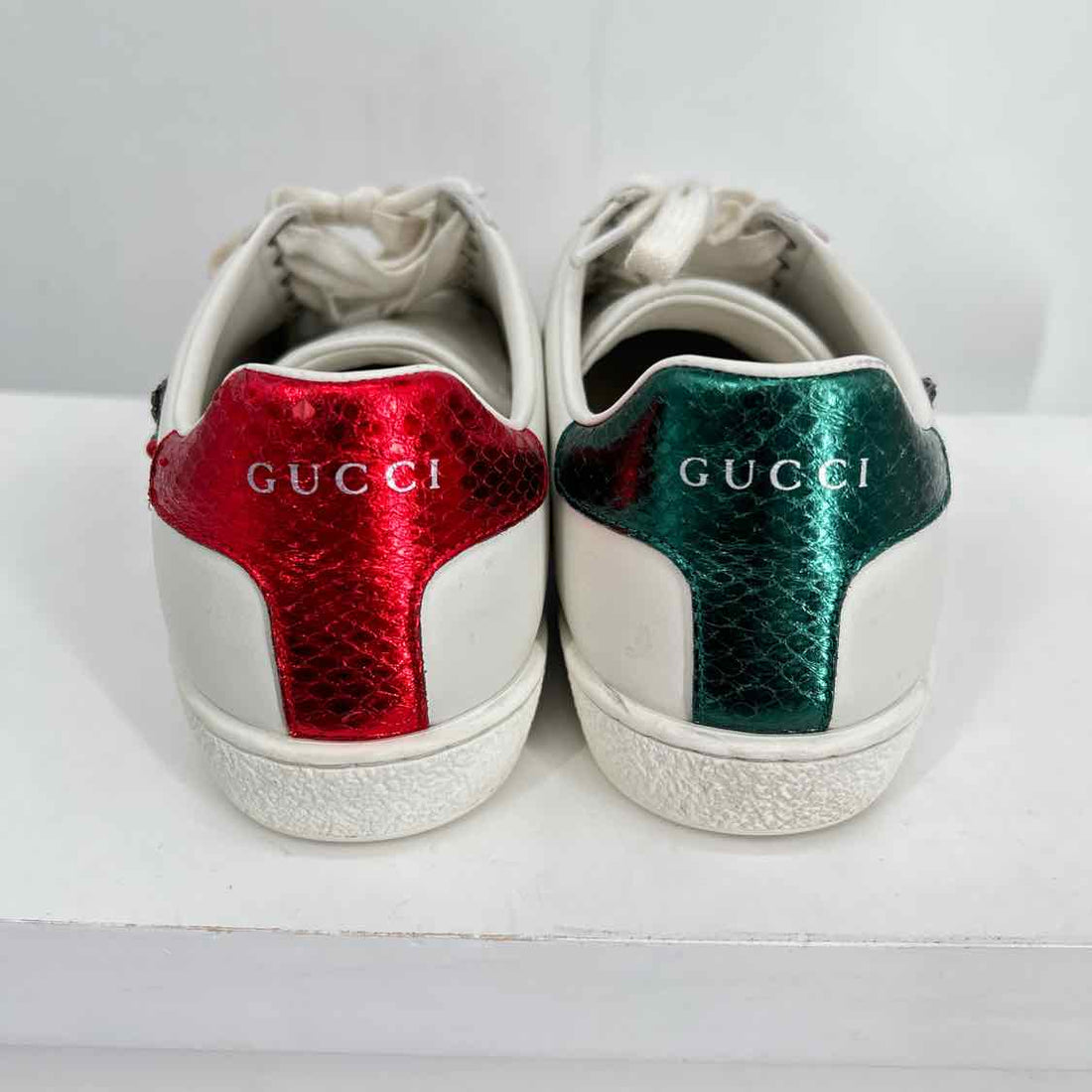 Gucci Ace Embroidered Arrow Sneaker Women Size 37 White Pre Owned Leather LUXURY