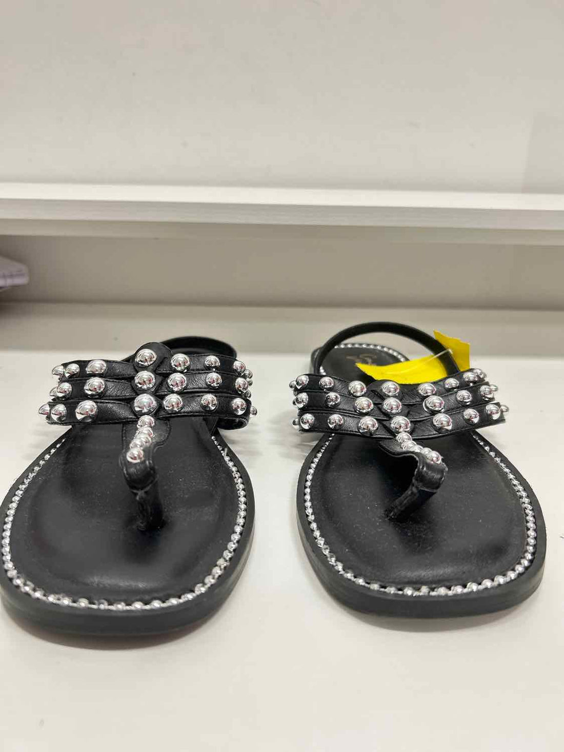 Crown Vintage Women Size 9 Black & Silver Sandals