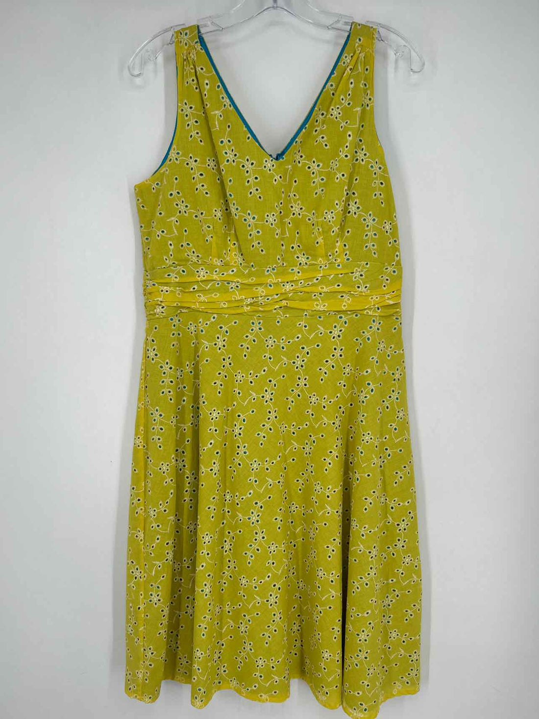 Bethany Size 10 Yellow Green Eyelet NWT Dress