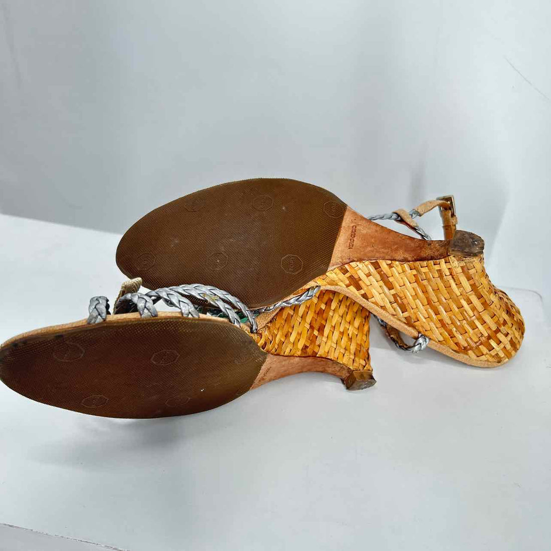 Prada Bow Wedge Women Size 38 Silver Pre Owned Leather LUXURY