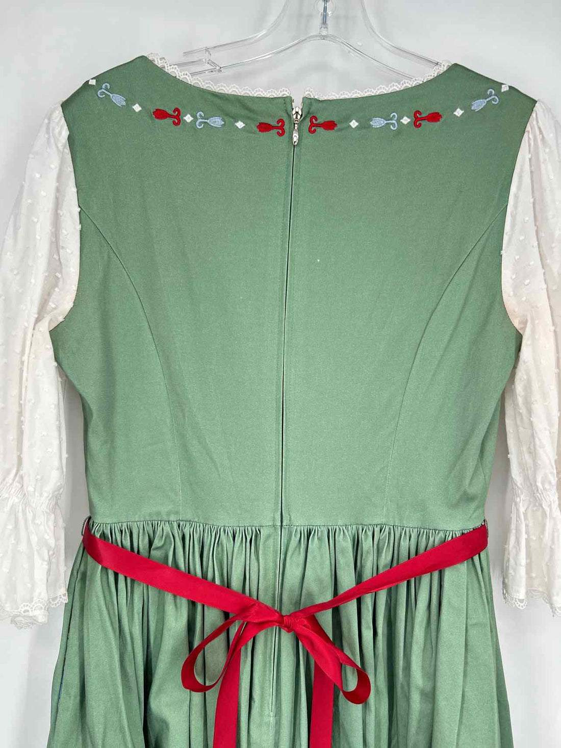 Disney The Dress Shop Size 8 Green Embroidered Dress