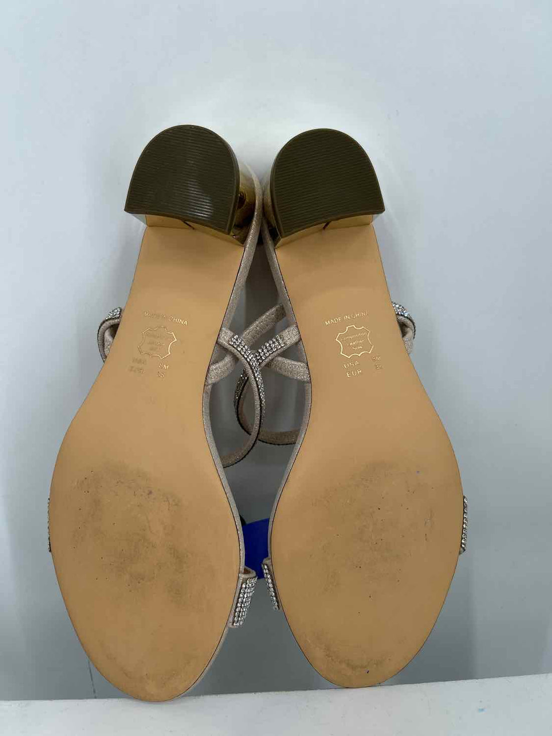 Nina Women Size 8 Gold Pre Owned Rhinestone Sandals