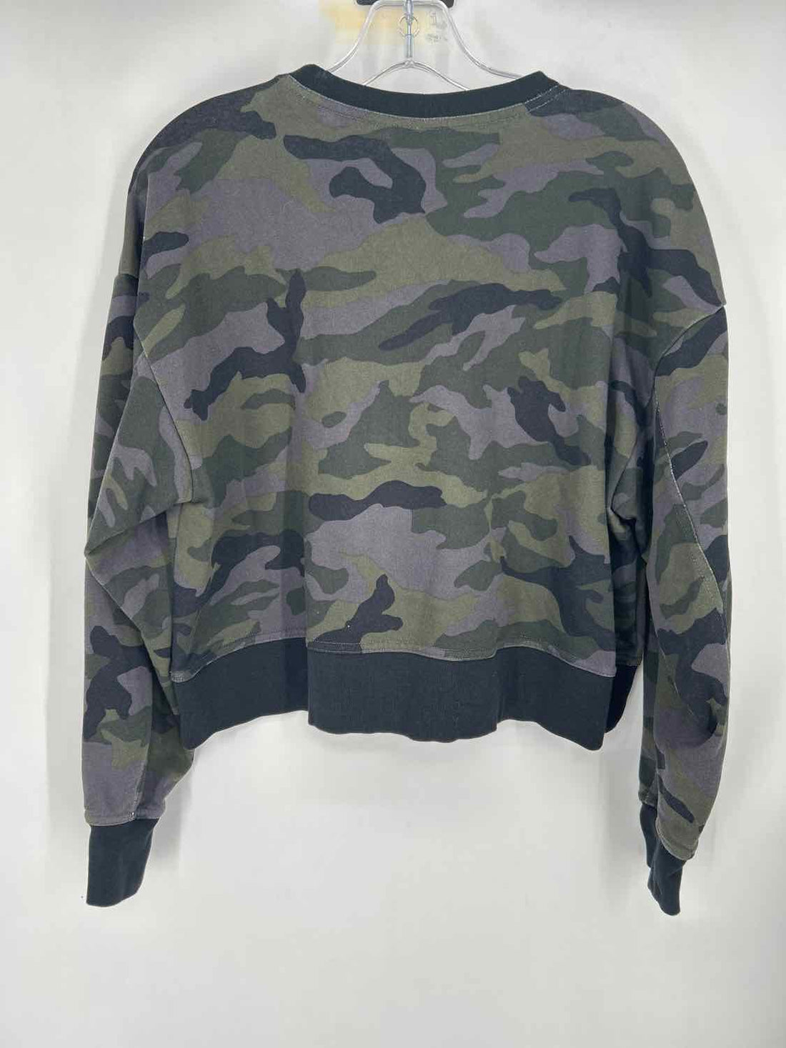 Nike Dry Fit Size S Camo Active Sweatshirts