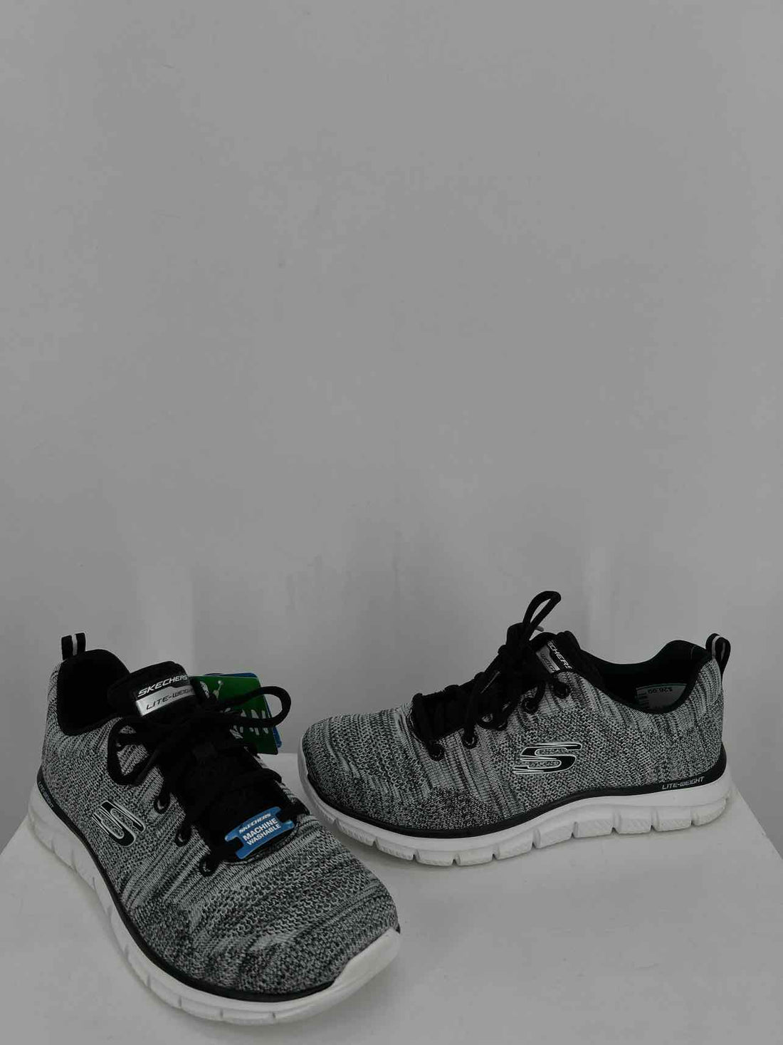 Skechers Women Size 6.5 Black & White NWT Sneakers