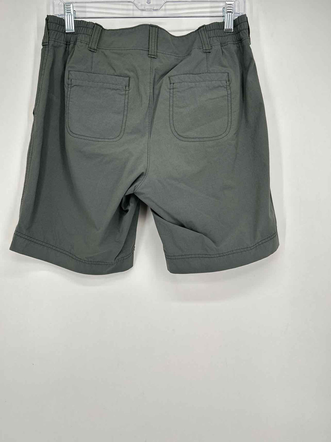 Athleta Size 8 Green Shorts
