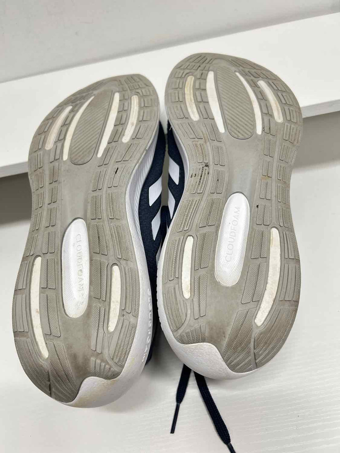 Adidas Women Size 8.5 Navy Sneakers