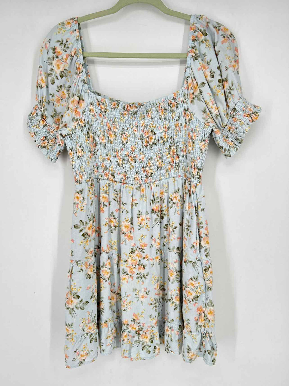 American Eagle Size M Light Blue Floral Short Sleeve Dress