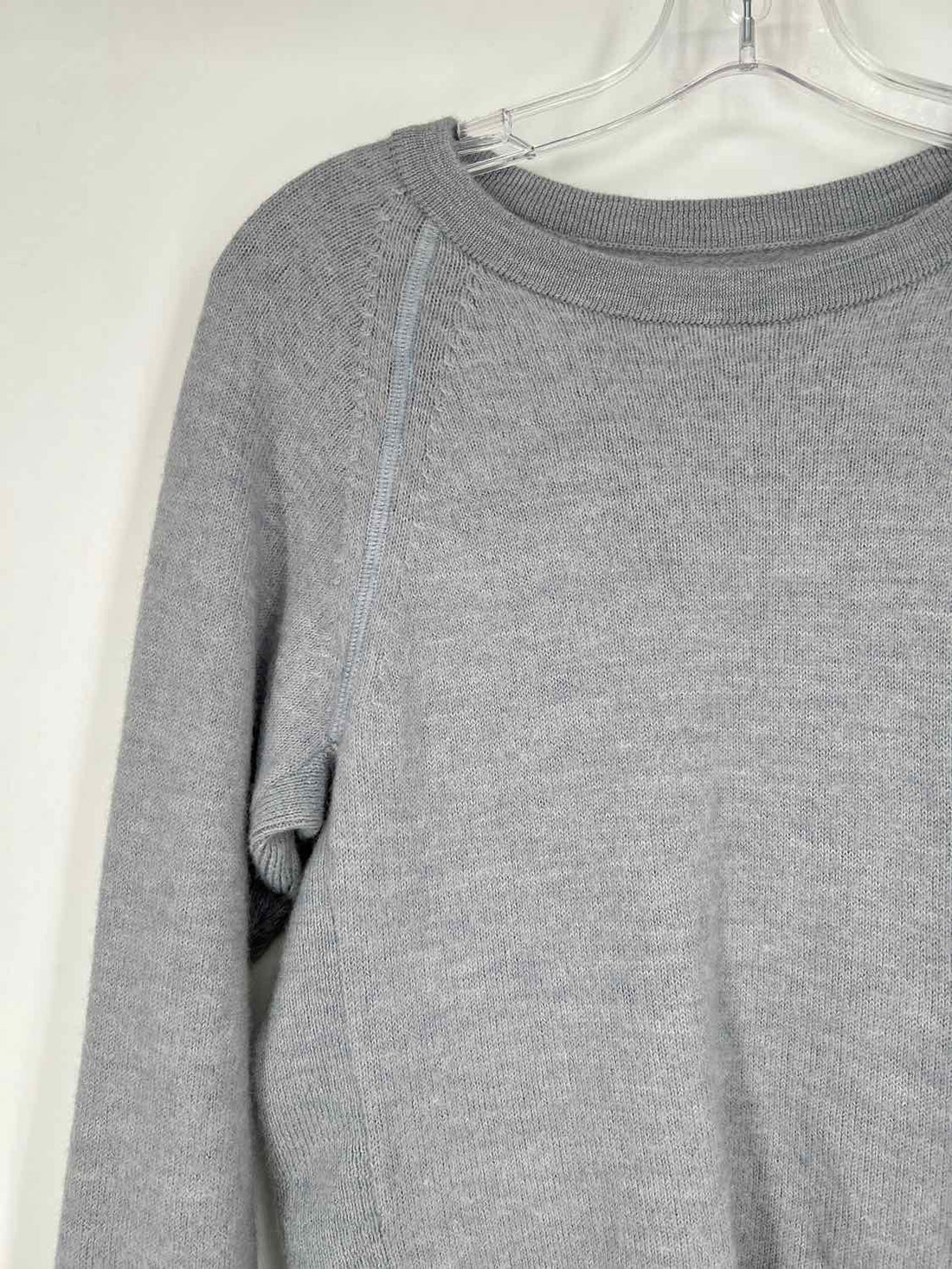 PAKA Size M Gray Alpaca Sweater