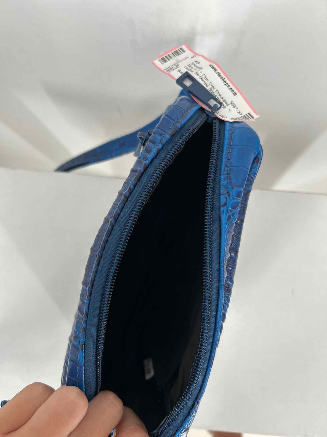 Betsy Lee Blue Faux Croc Embossed Leather Pre Owned Shoulder