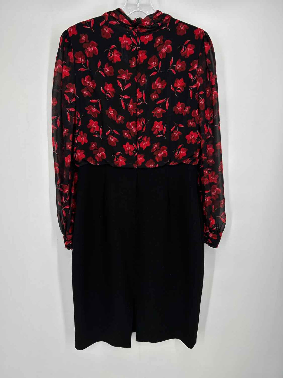 Badgley Mischka Size 10 Black Floral Long Sleeve Dress