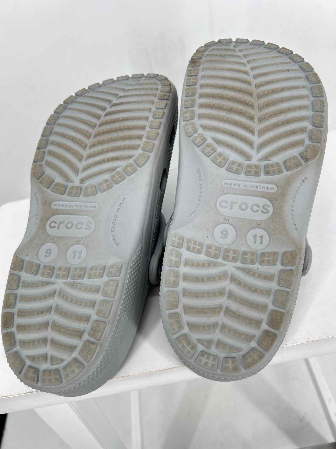 Crocs Women Size 11 Gray Clogs