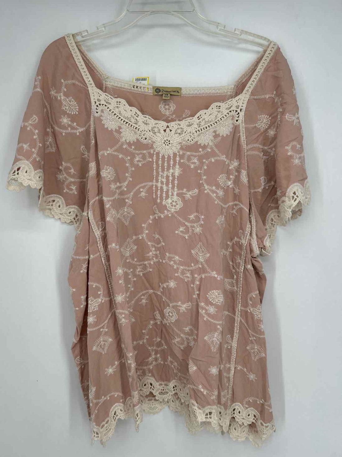 Democracy Size 2X Pink Embroidered Top/Blouse