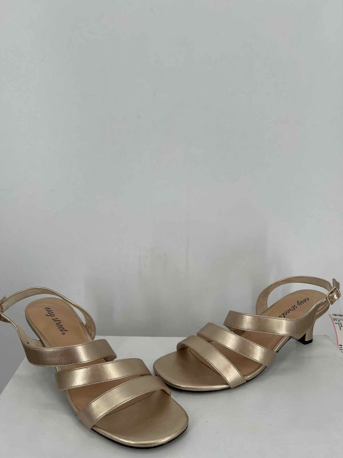 Easy Street Women Size 9 Brushed Gold Wedges