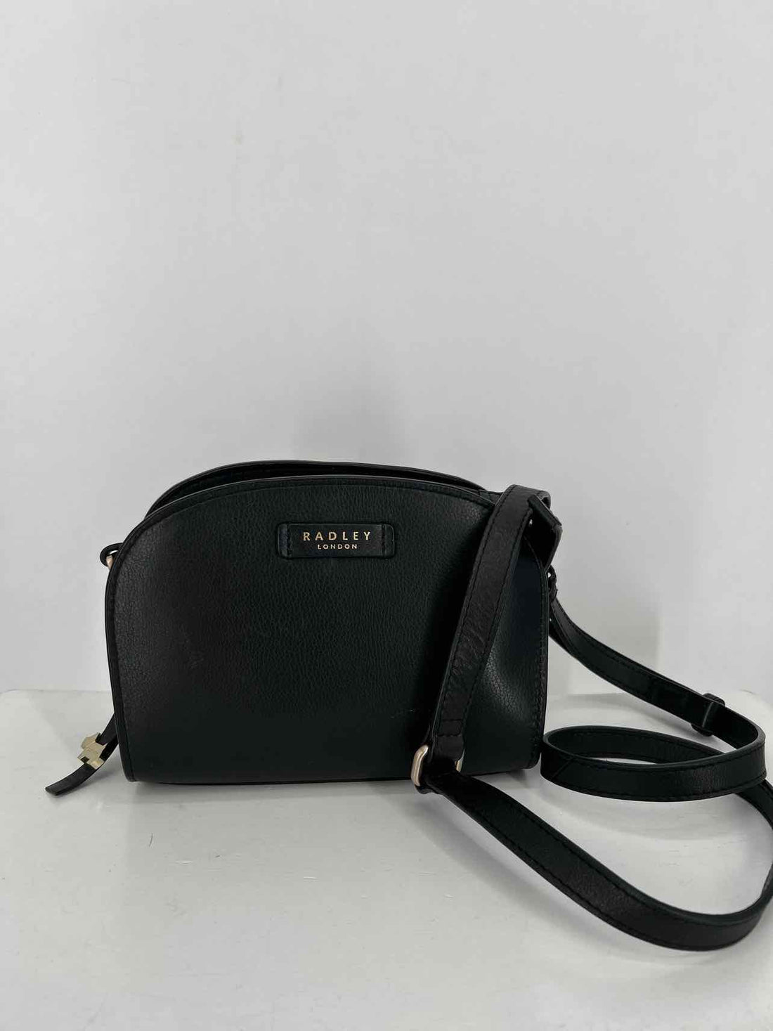 Radley Black Leather Pre Owned Crossbody