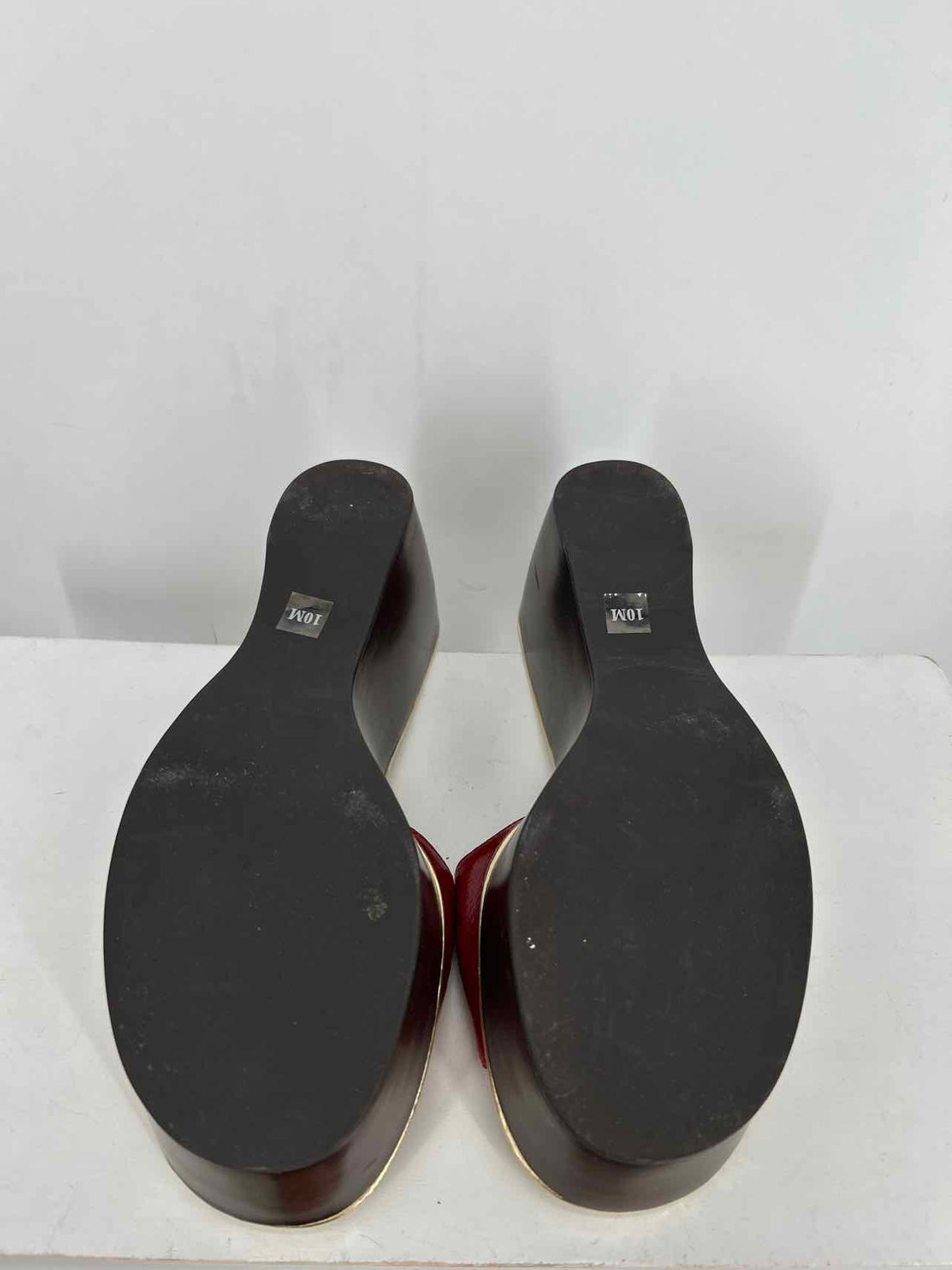 Michael Kors Women Size 10 Dark Red & Gold Wedges