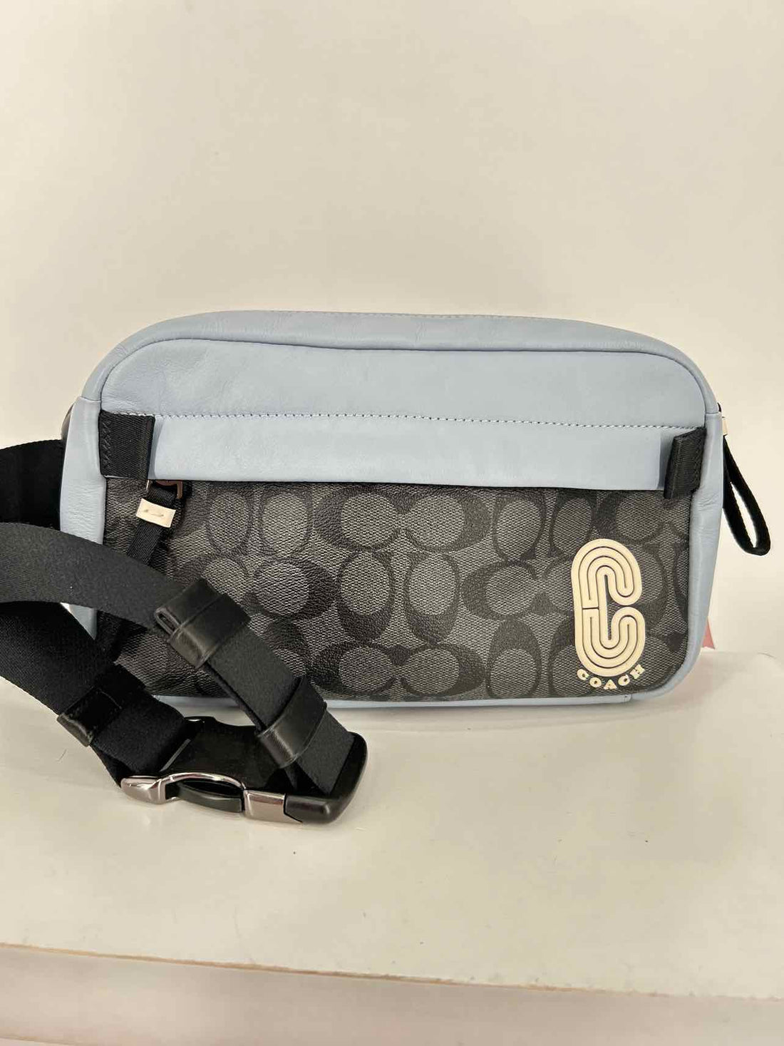 Coach Light Blue & Black Leather Pre Owned Belt Bag