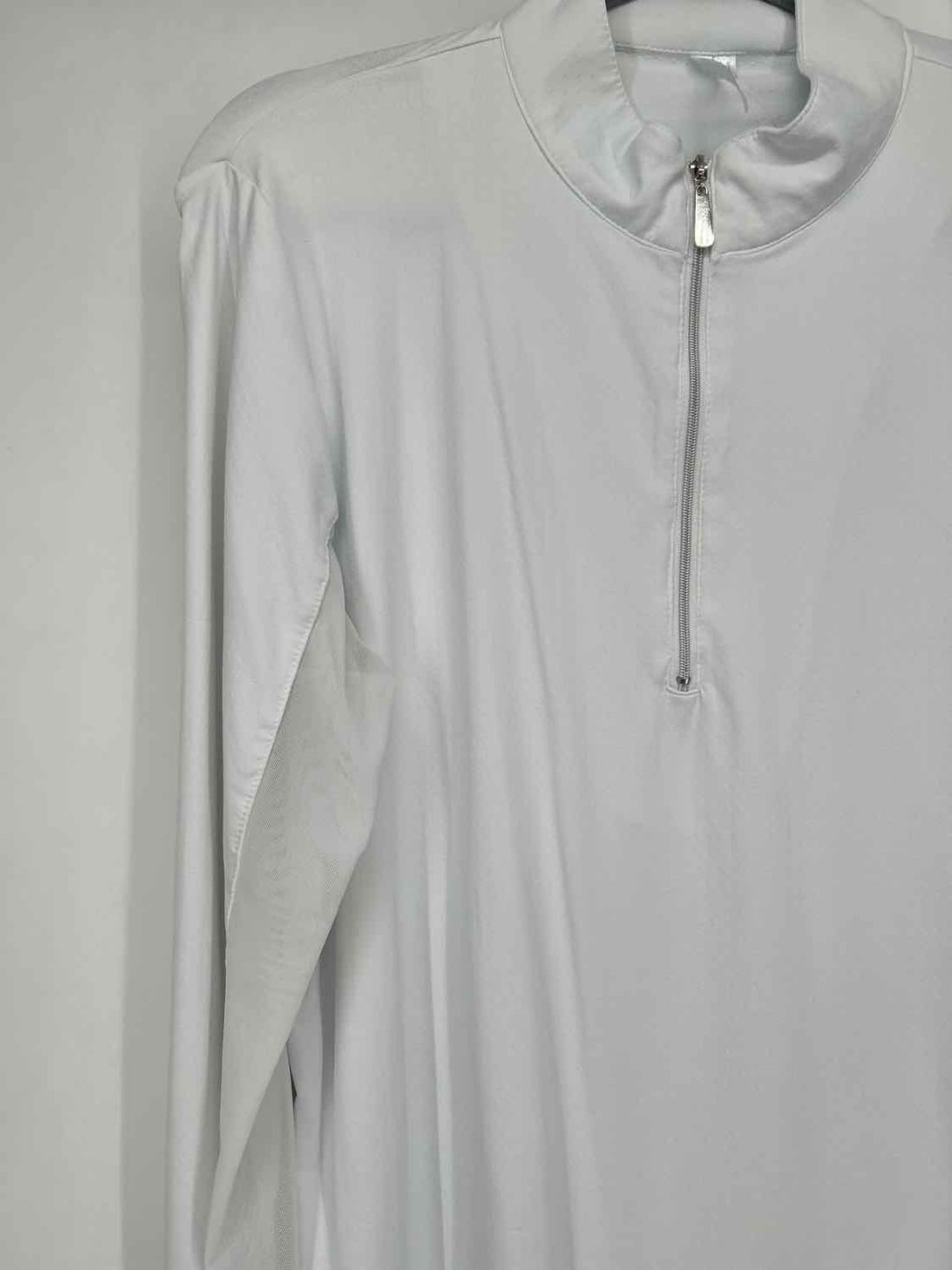 Beachtime Size M White LS Quarter Zip Active Tops