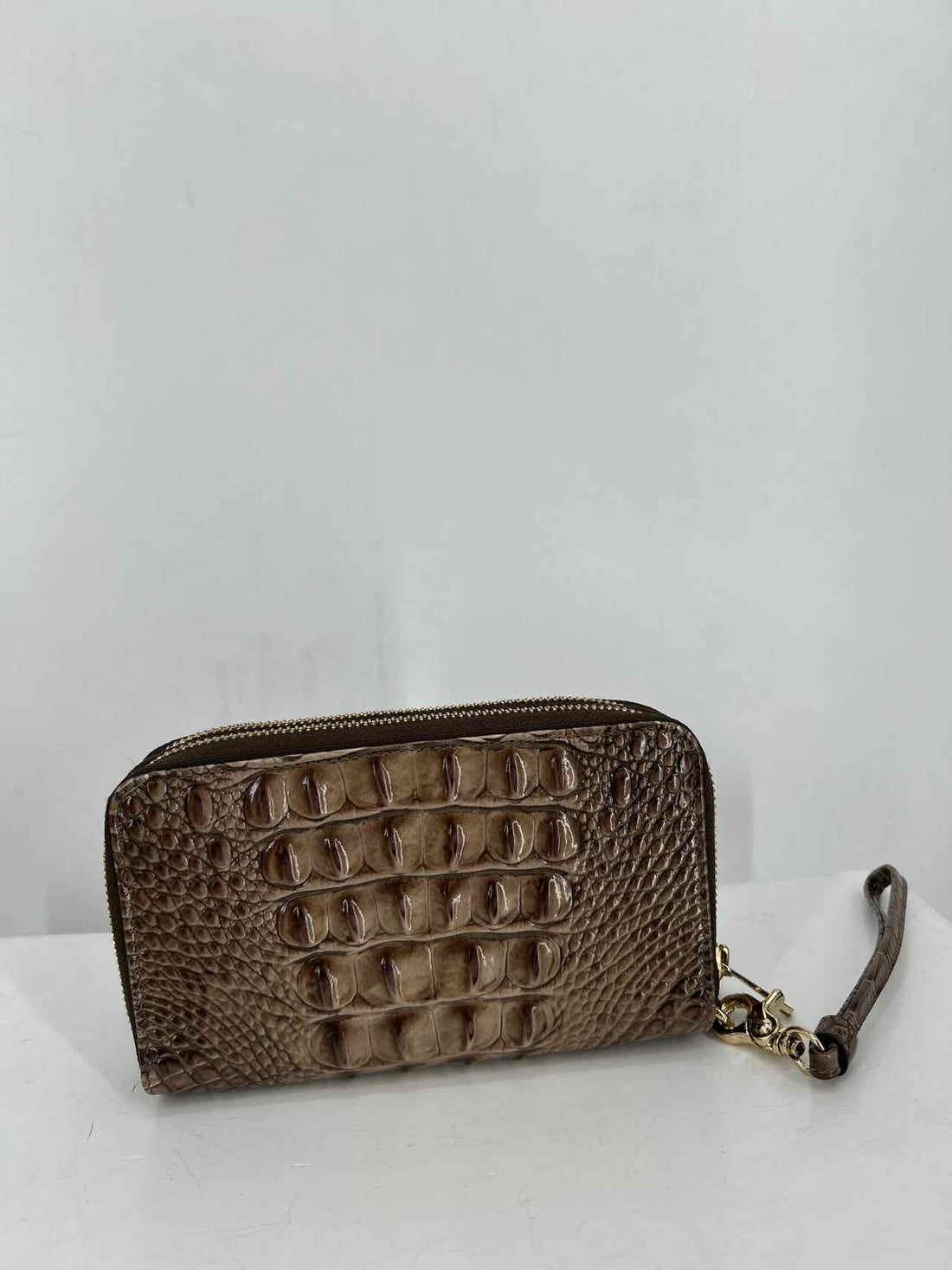 Brahmin Brown Genuine Leather Pre Owned Wallet