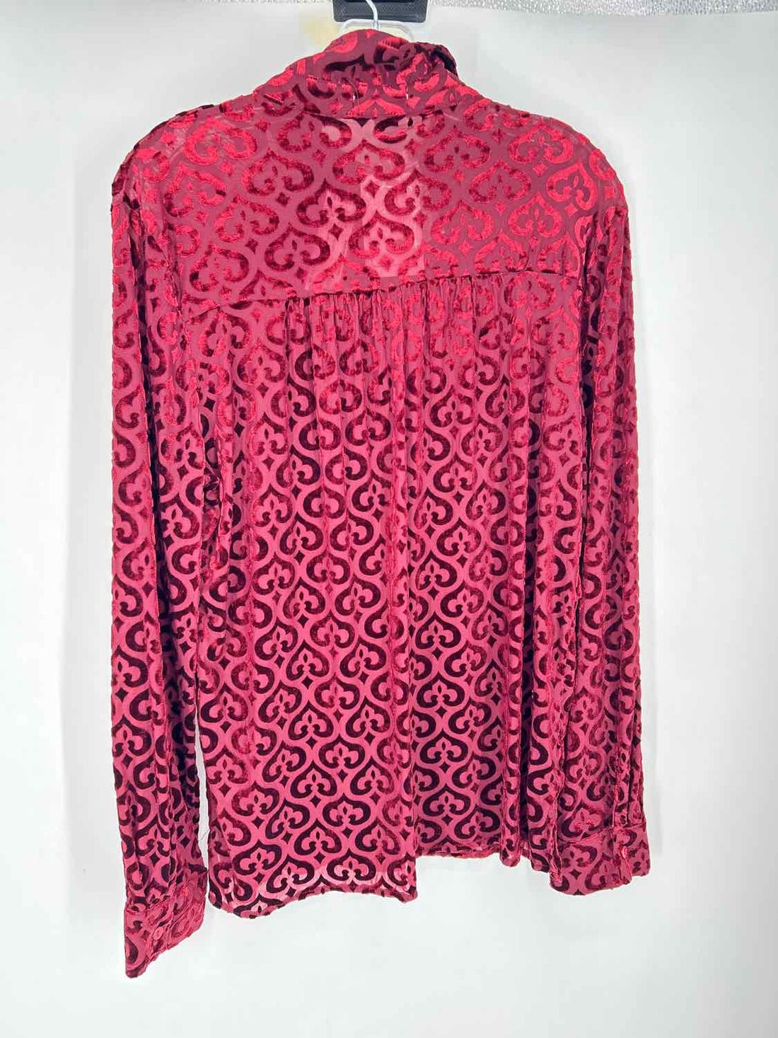Adore M Burgandy NWT Holiday