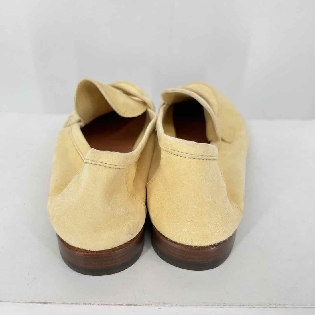 M. Gemi Women Size 38 Pale Yellow Suede Loafers
