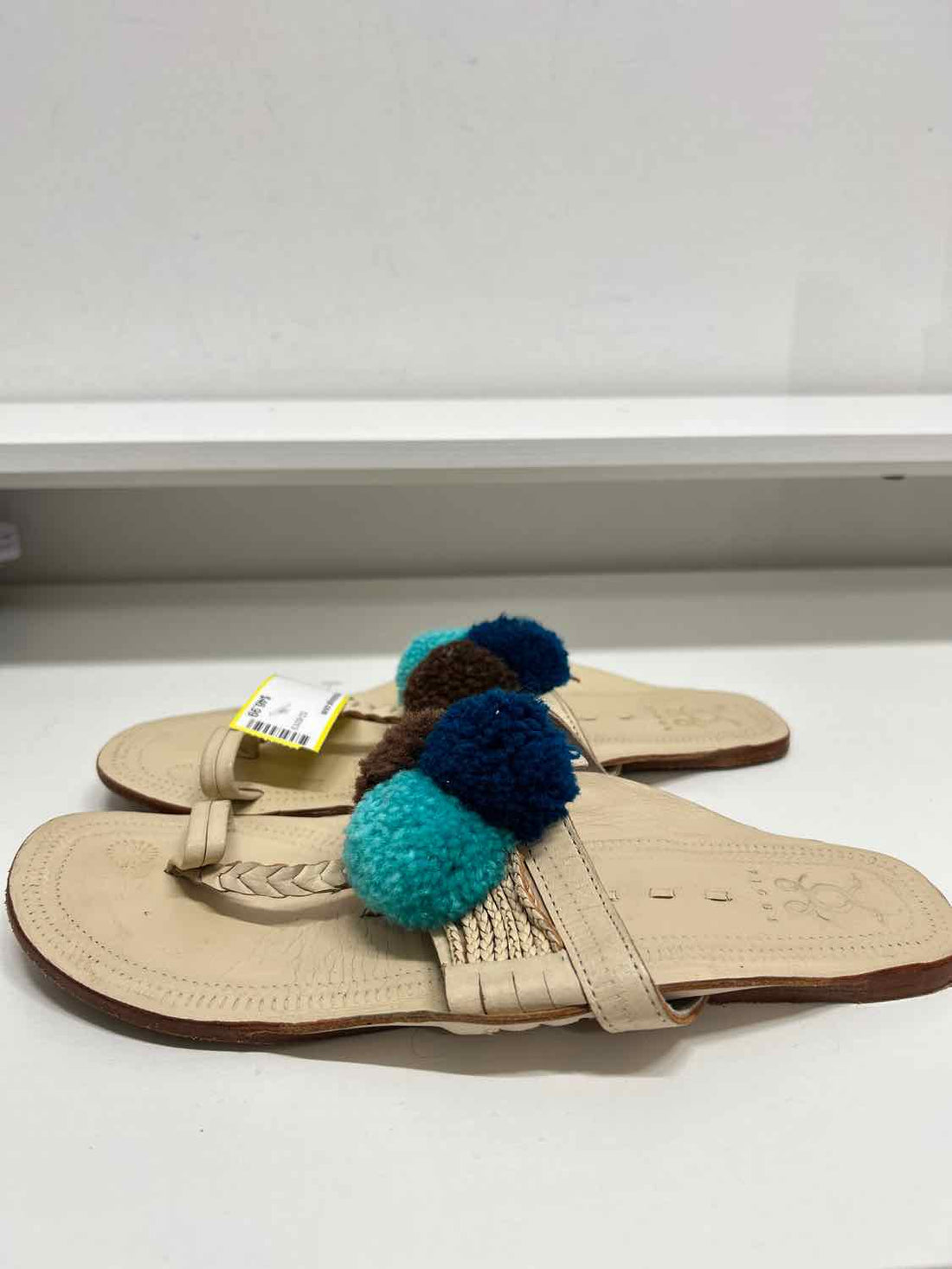 Figue Women Size 8 Beige Sandals