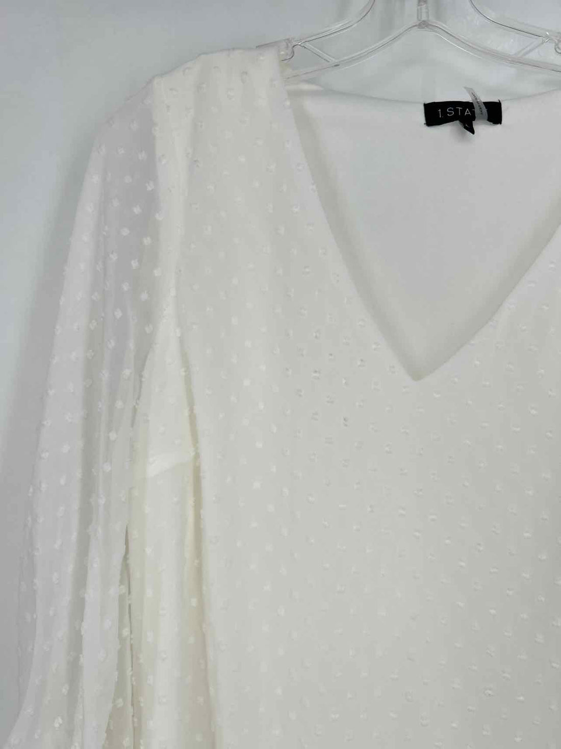 1 State Size L White Swiss Dot Long Sleeve