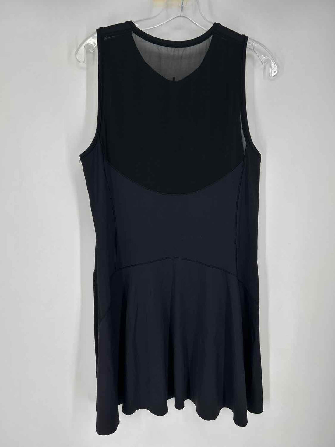 Athleta Size XL Black Active Dresses