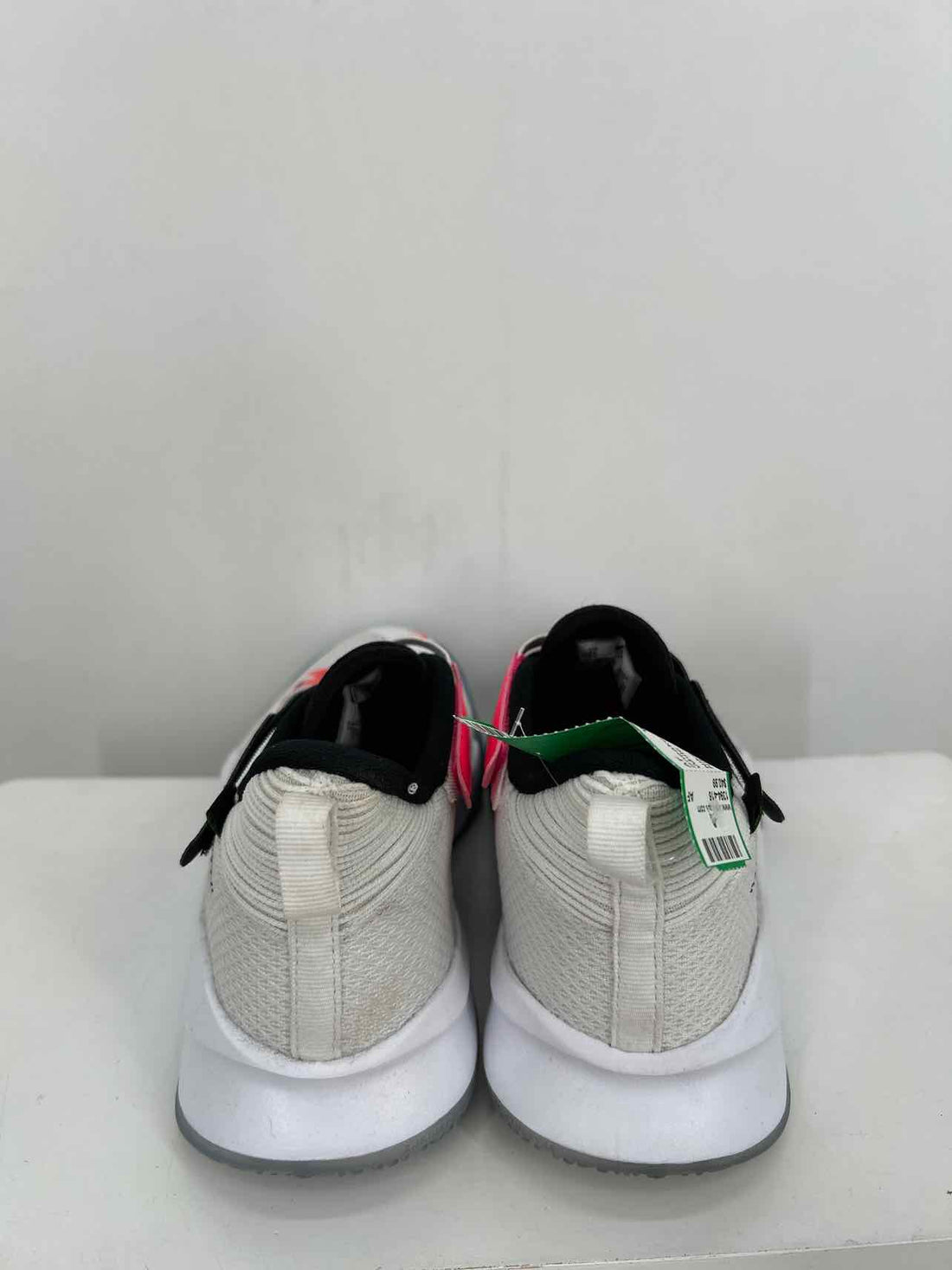 Nike Women Size 7 White Sneakers