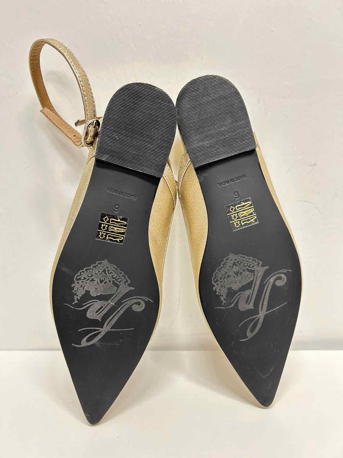 Free People Women Size 6 Gold NWT Genuine Leather Flats