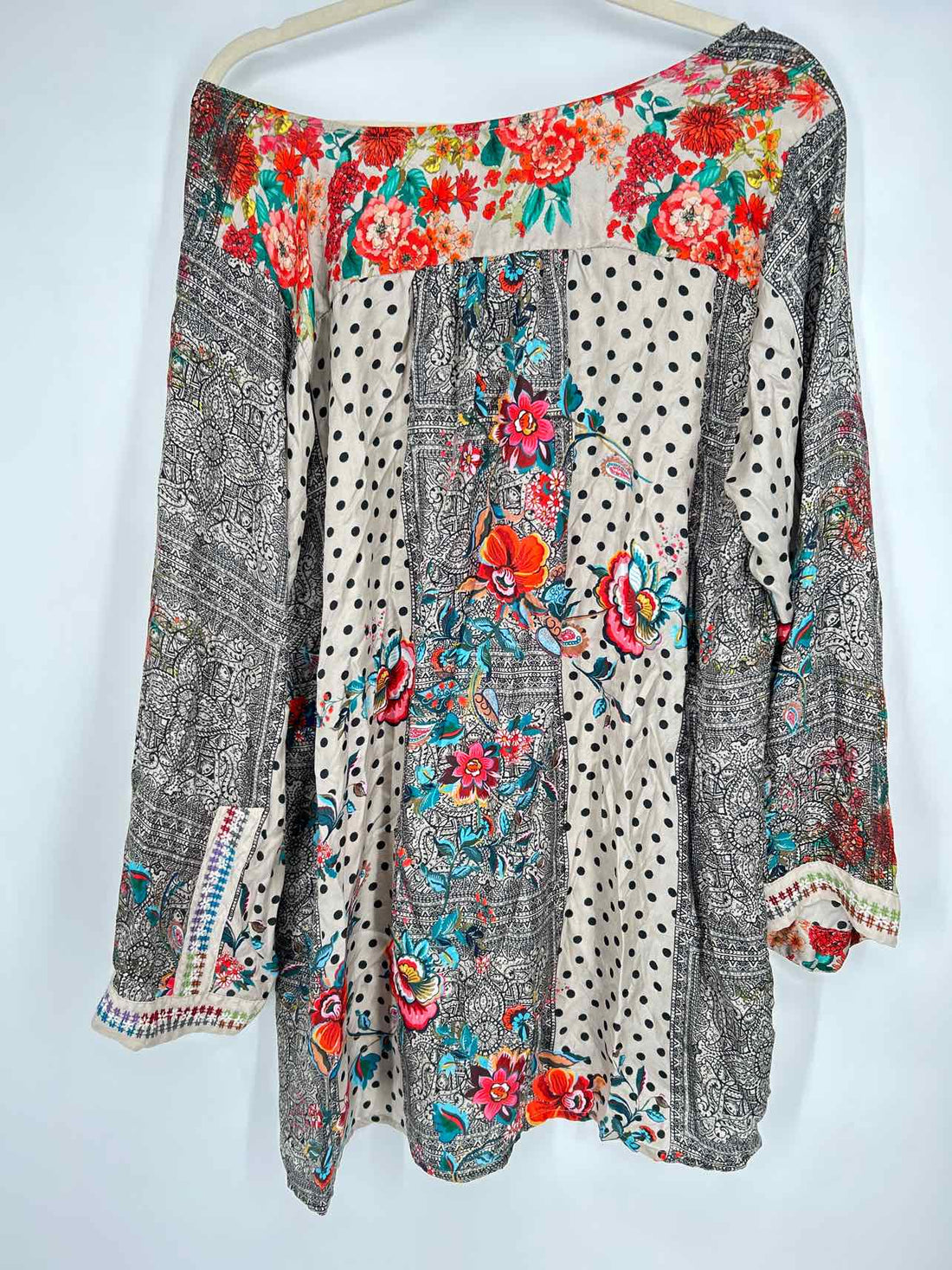 Johnny Was Size XL Taupe & Black Print Silk Long Sleeve