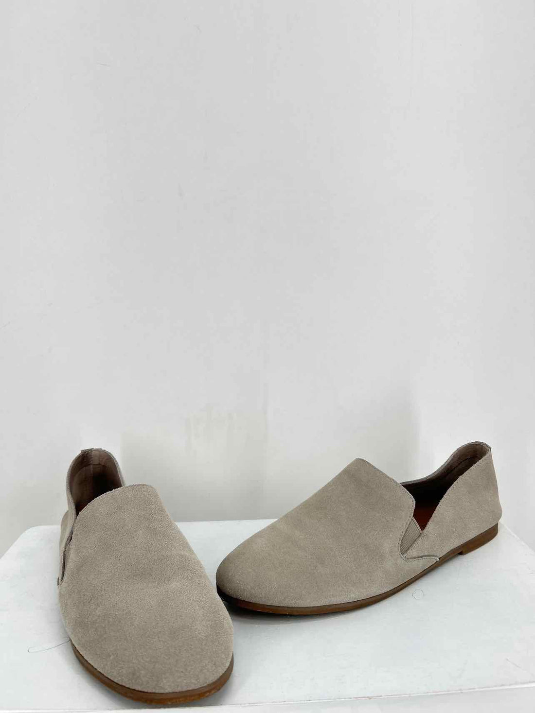 Lucky Brand Women Size 9 Grey Genuine Leather Loafers