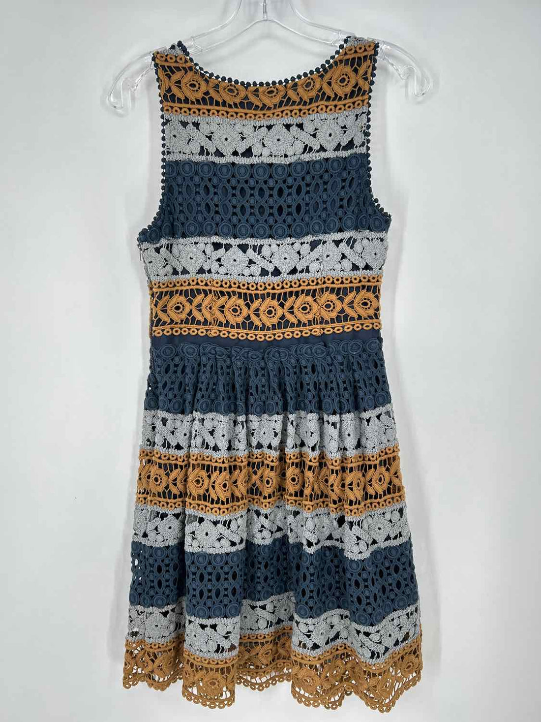 Maeve Size 4 Navy Striped Crochet Sleeveless Dress