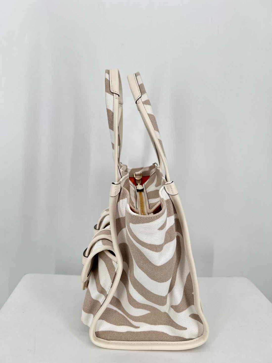 Kate Spade Beige Zebra Canvas Pre Owned Satchel