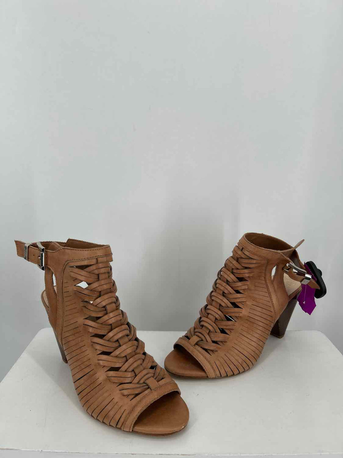 Vince Camuto Women Size 8.5 Brown Heels