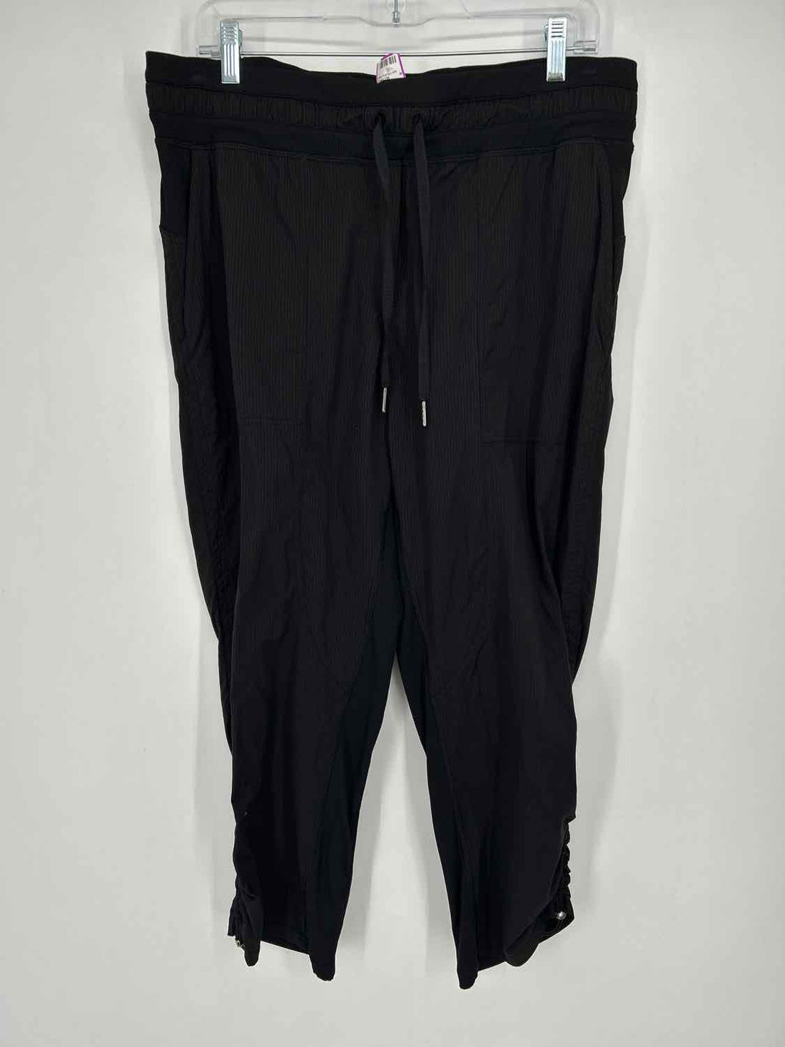 Lululemon Size 12 Black Active Pants