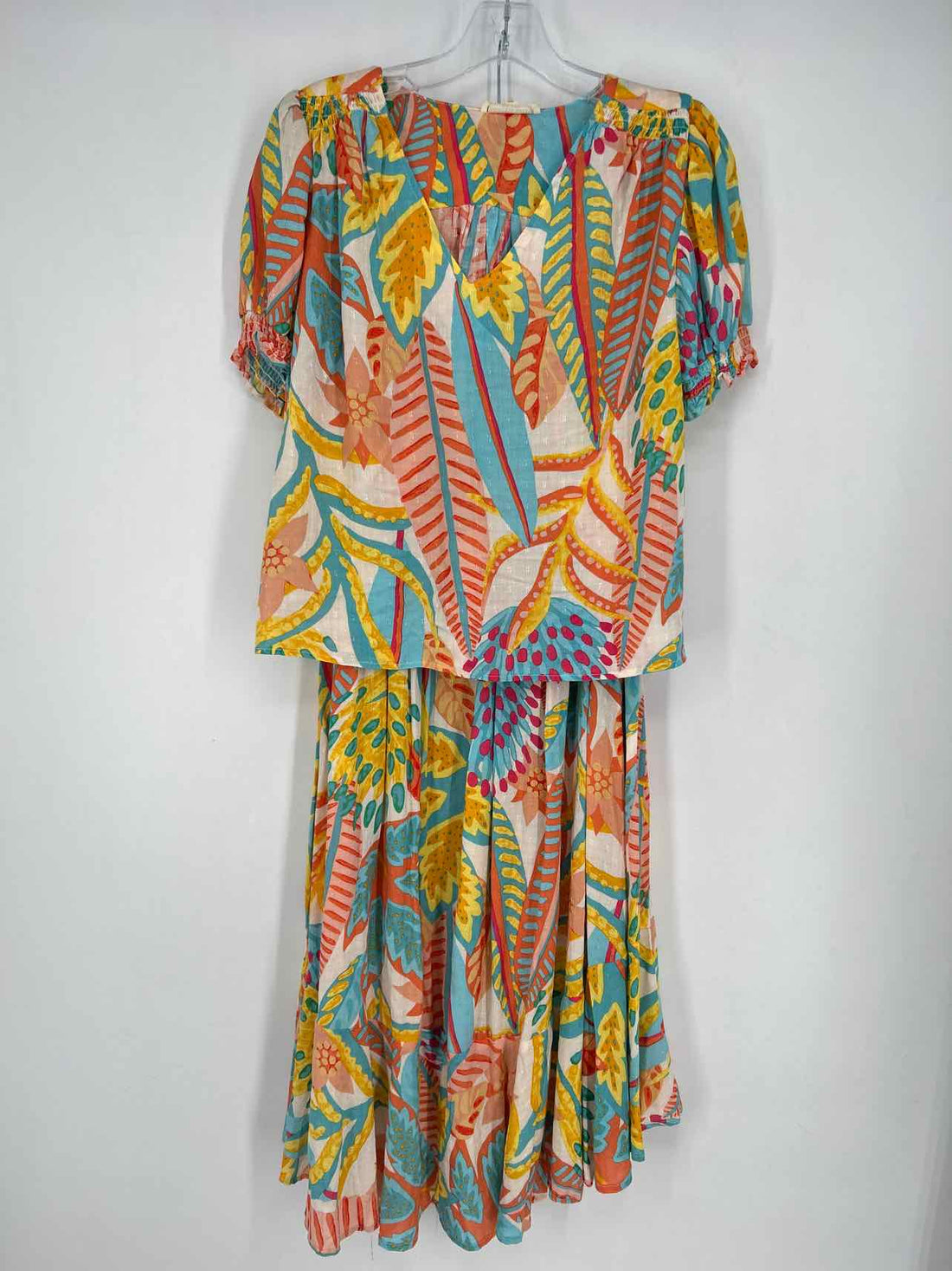 Christian Siriano Size S Beige Multi Color Print NWT Multi-Piece Set