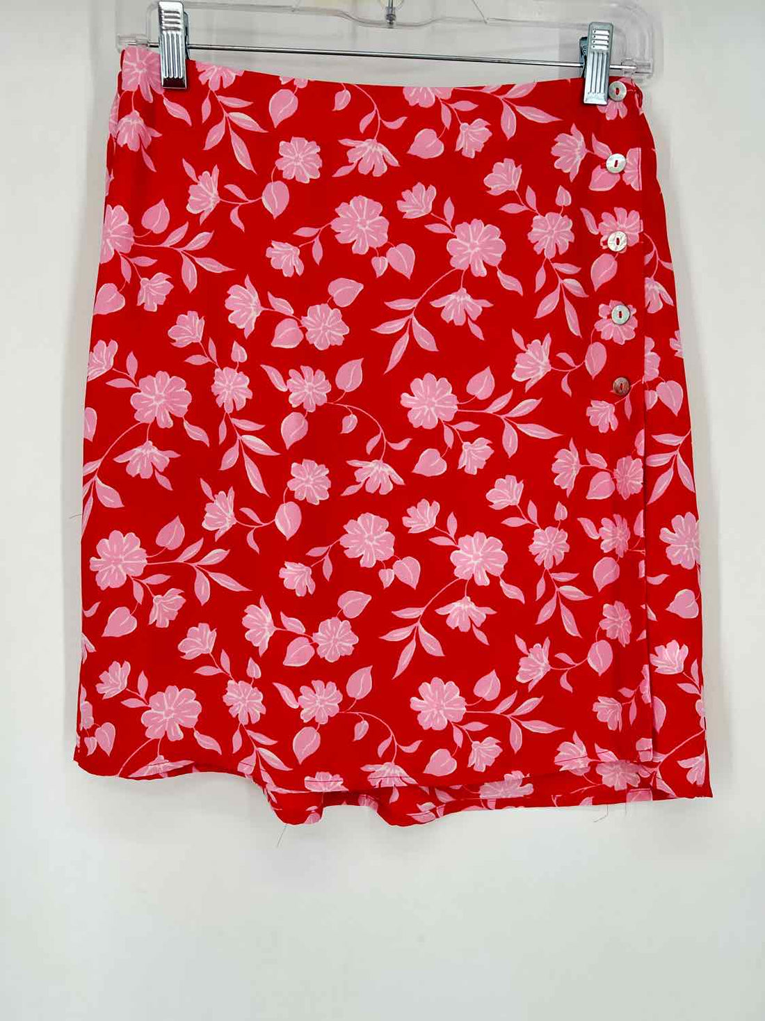 Lauren Conrad Size S Red Floral Skirts