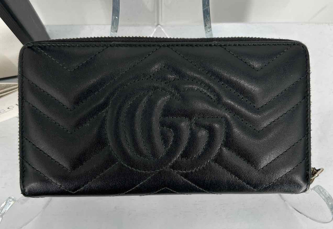 Gucci Black Calfskin Pre Owned LUXURY