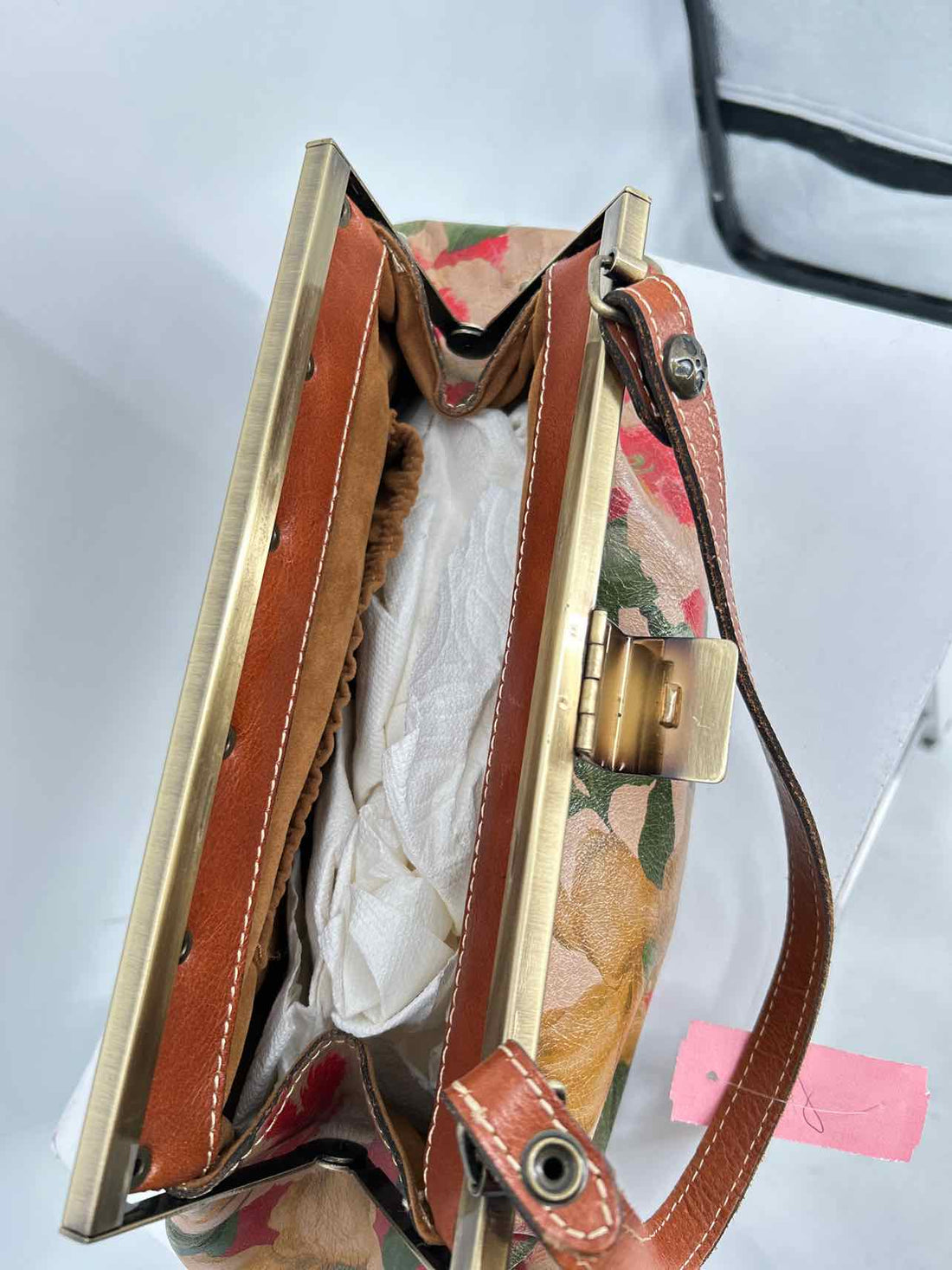 Patricia Nash Beige Floral Leather Pre Owned Shoulder