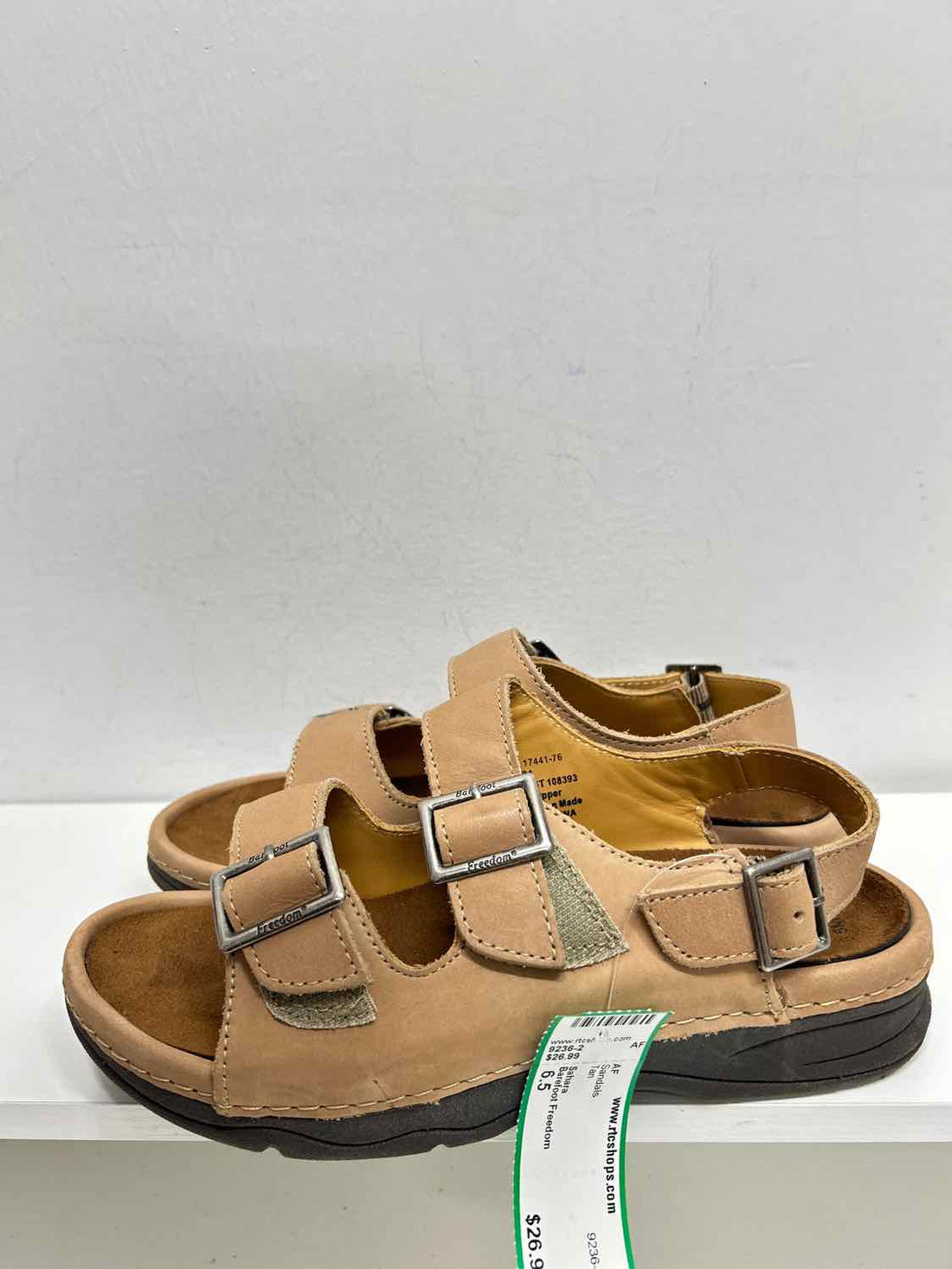 Barefoot Freedom Women Size 6.5 Tan Sandals